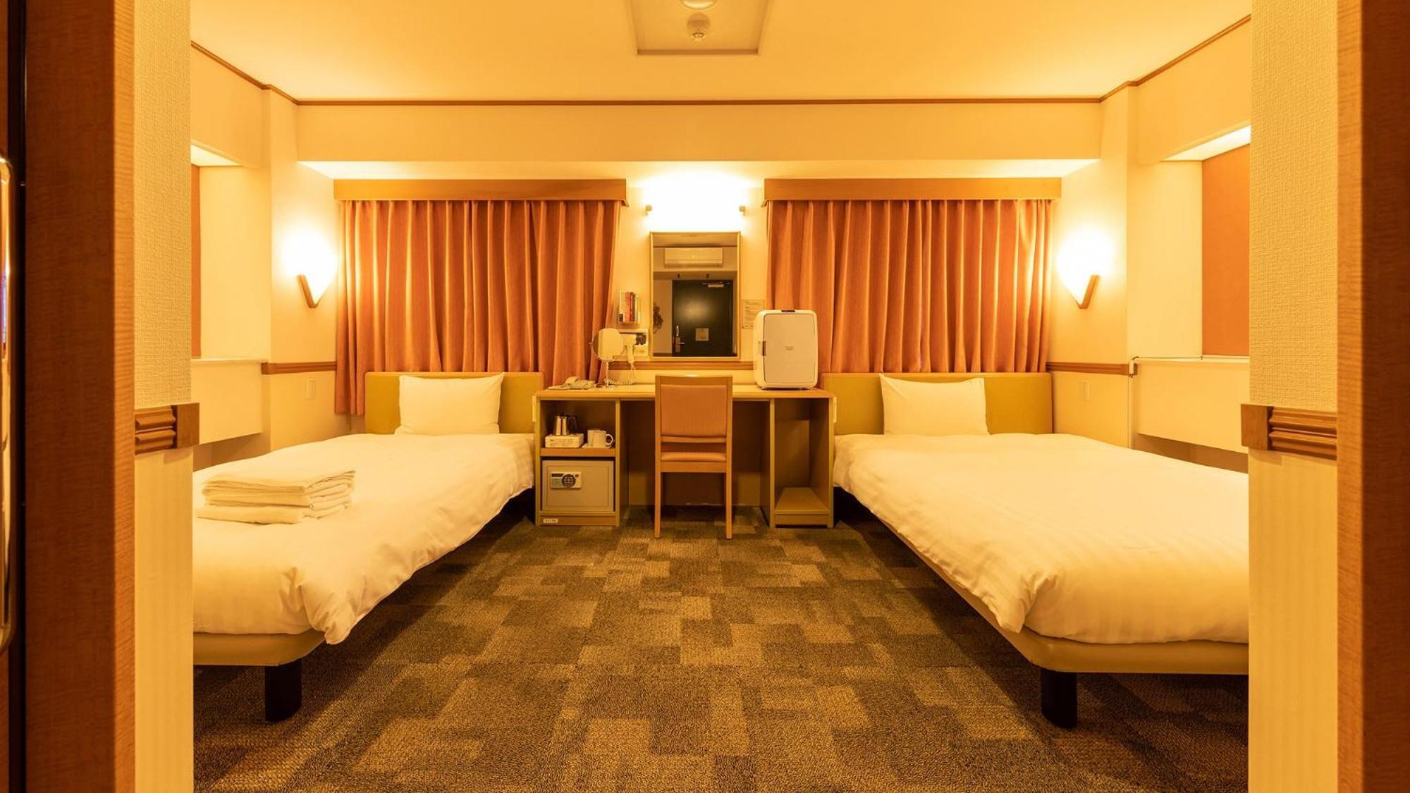 Toyoko Inn Okayama Eki Nishi Guchi Hiroba Номер фото