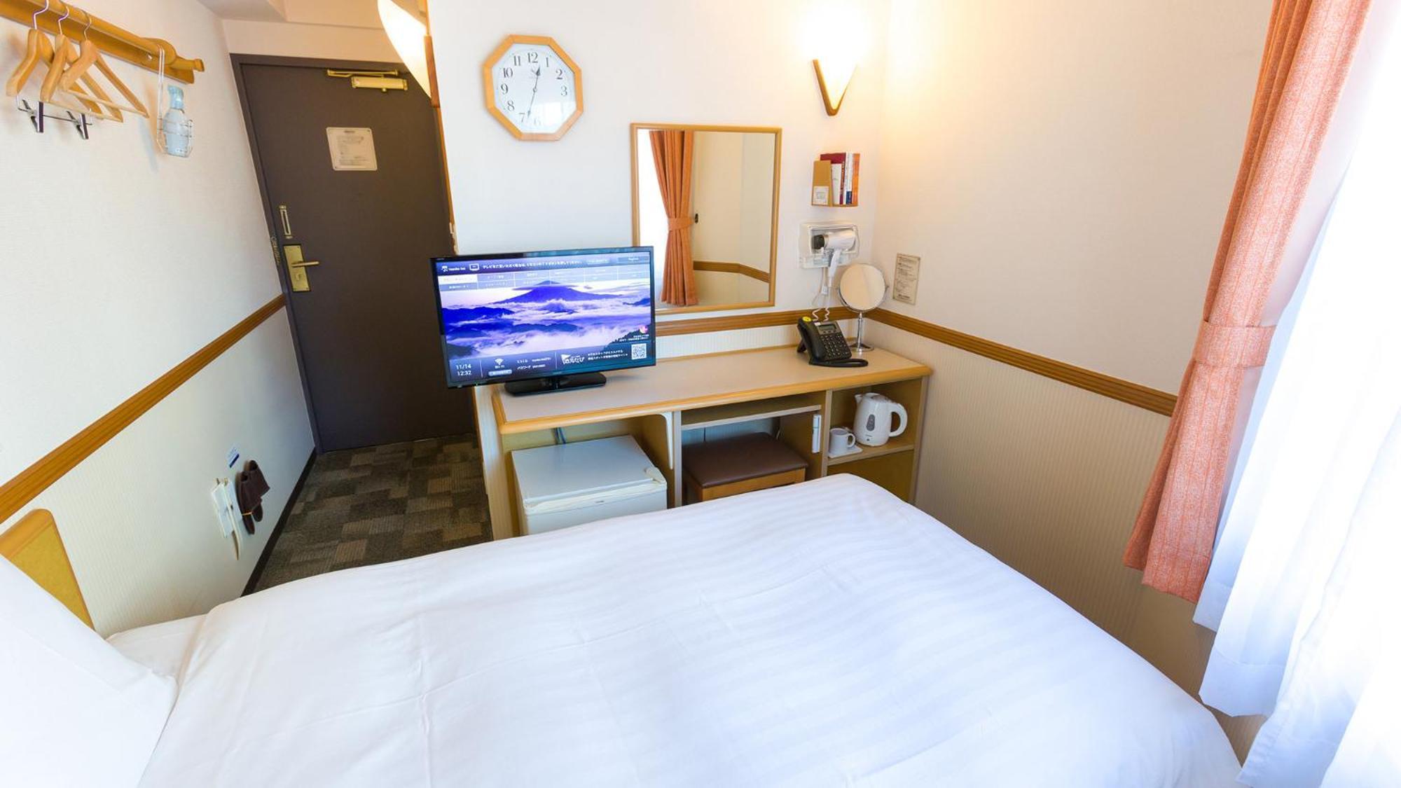 Toyoko Inn Okayama Eki Nishi Guchi Hiroba Номер фото